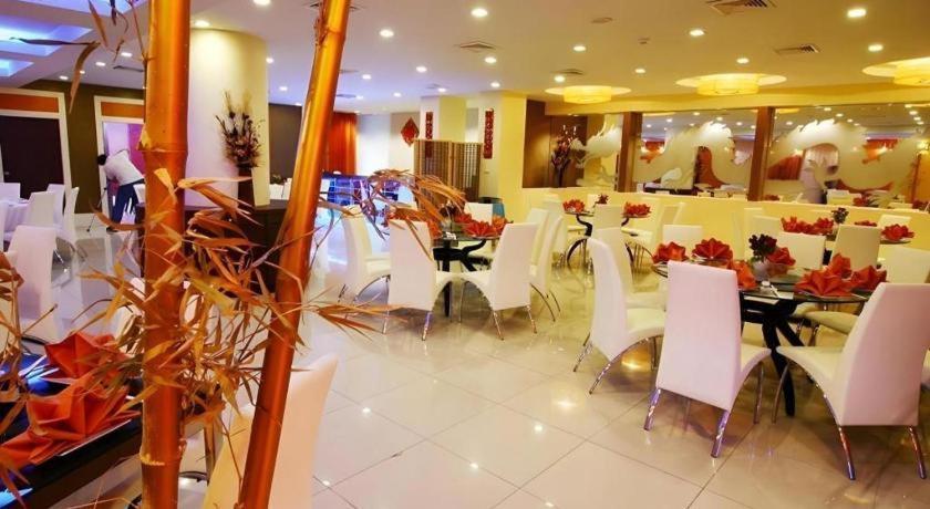 V-One Hotel Korat Nakhon Ratchasima Exterior photo