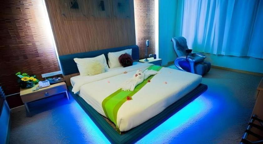 V-One Hotel Korat Nakhon Ratchasima Exterior photo